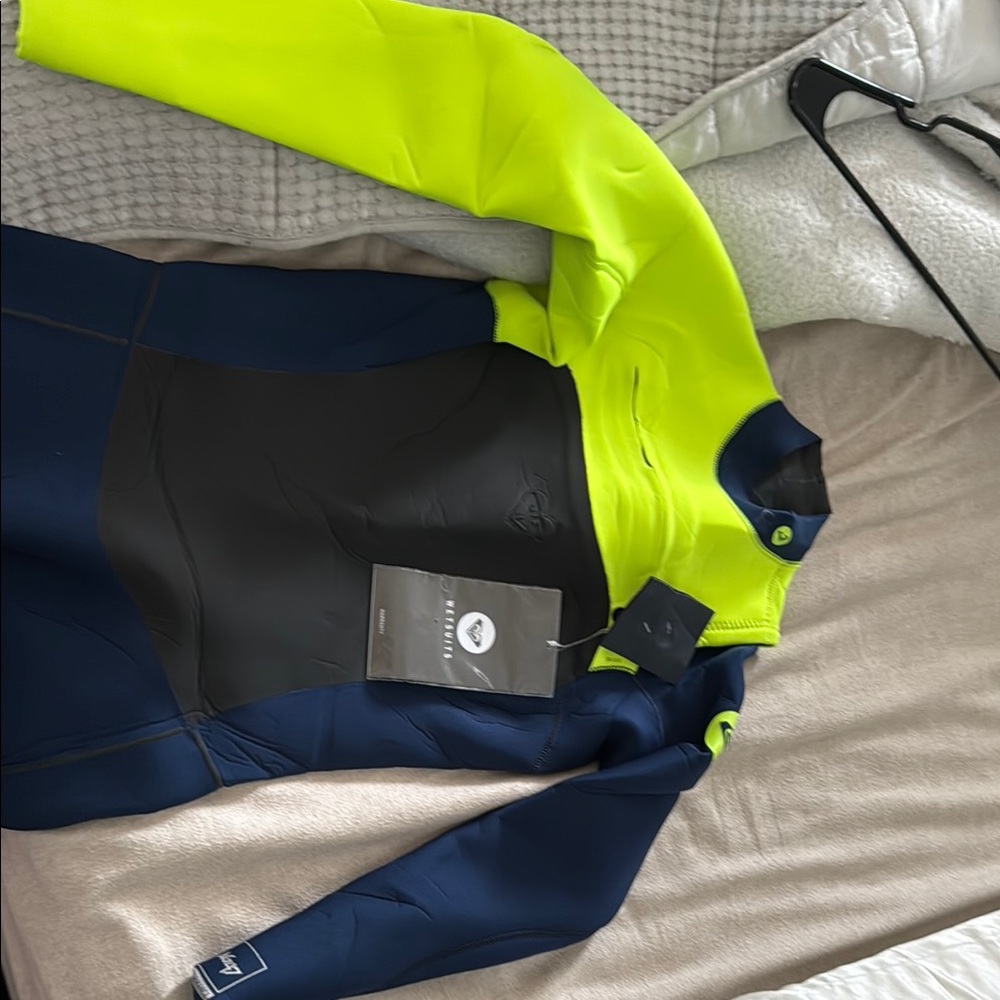 Roxy wetsuit size 10